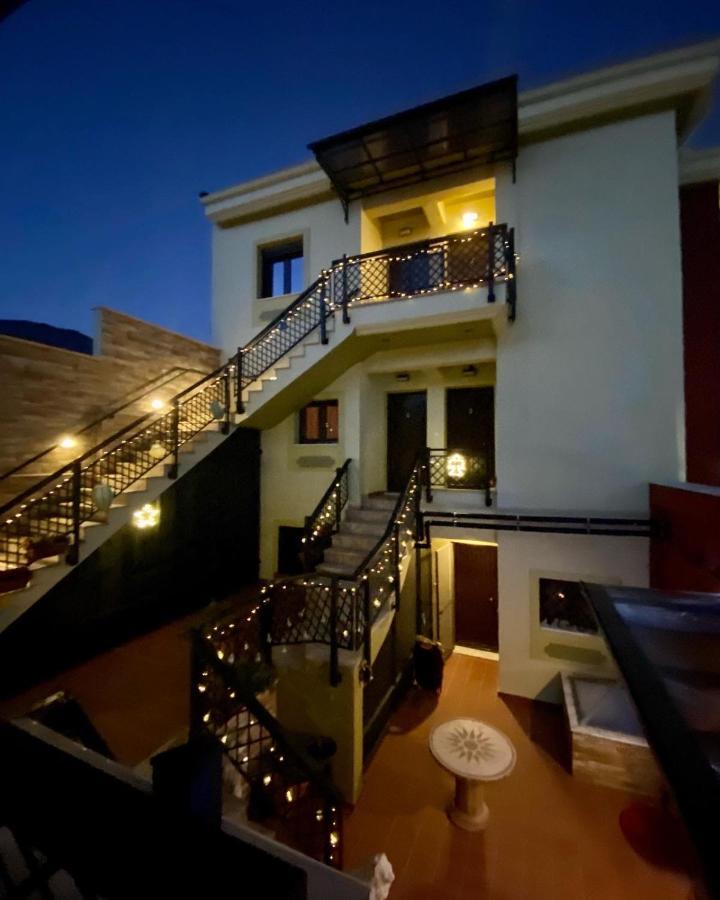 Appartamento Dominique Meteora House Kalambaka Esterno foto